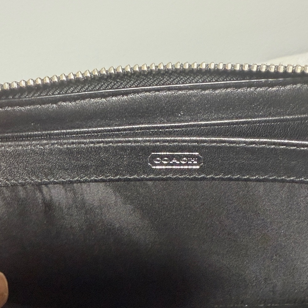 Coach Black Quilted Leather Wallet - Picture 6 of 6